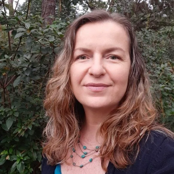 Faculty Member Eliana Bardi